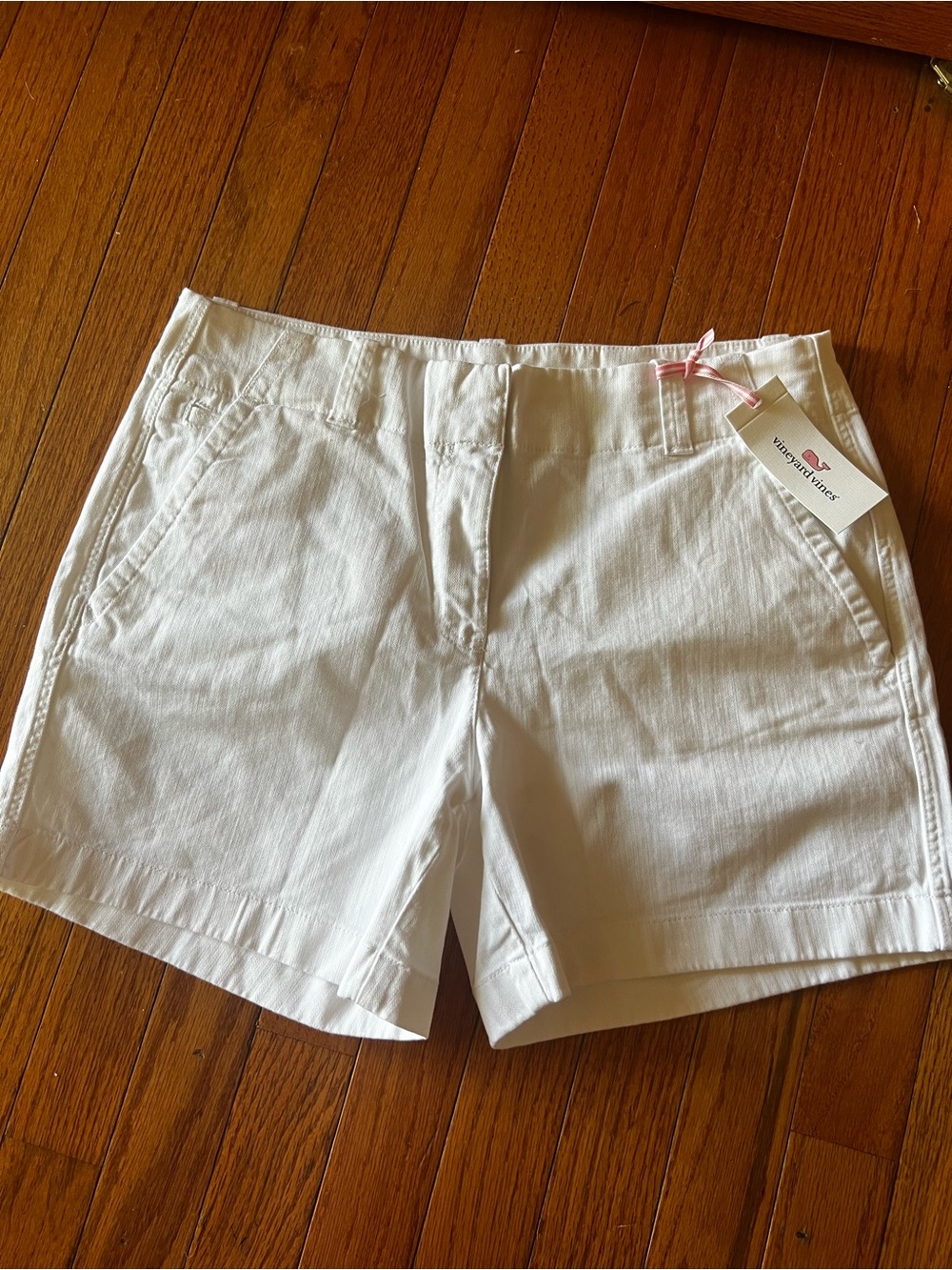 Vineyard Vines White Women’s Cotton Shorts